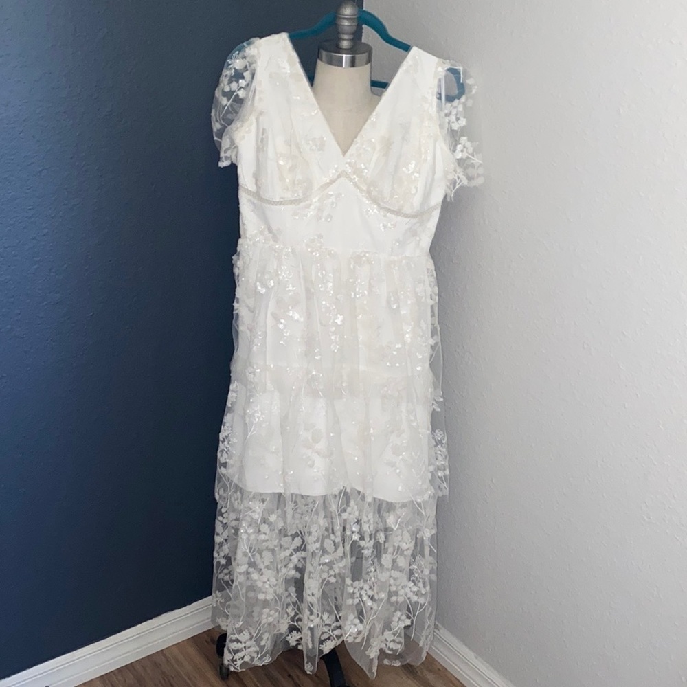 SELF-PORTRAIT Ivory Blossom Sequin Two Tier Midi Dress - Picture 4 of 12